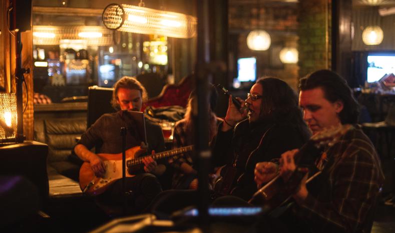 Plug & Play in session